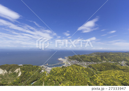 東京湾と房総の新緑 (鋸山からの眺望) 東京湾と房総の新緑 (鋸山からの眺望) 27333947