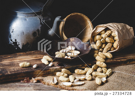Boiled Peanuts 27334728