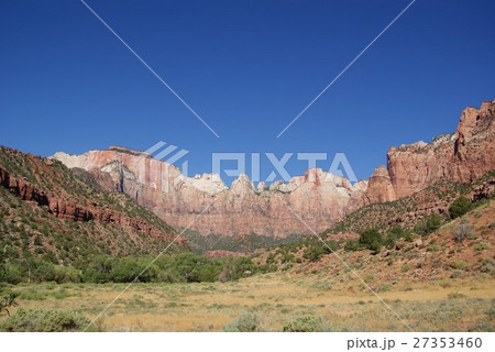 ザイオン国立公園　テンプルズアンドタワーズ 27353460