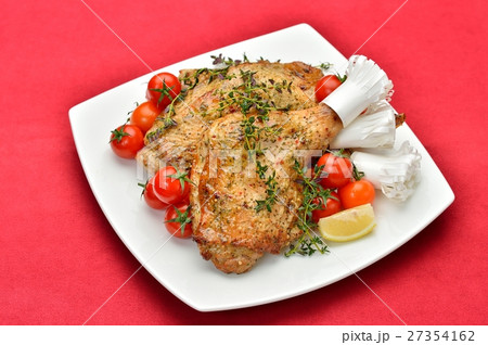 注意)照焼きではありません。バジル風味のクリスマスのローストチキン(チキンレッグ・鶏もも肉焼き) 注意)照焼きではありません。バジル風味のクリスマスのローストチキン(チキンレッグ・鶏もも肉焼き) 27354162