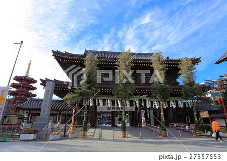 川崎大師 大山門と八角五重塔 川崎大師 大山門と八角五重塔 27357553