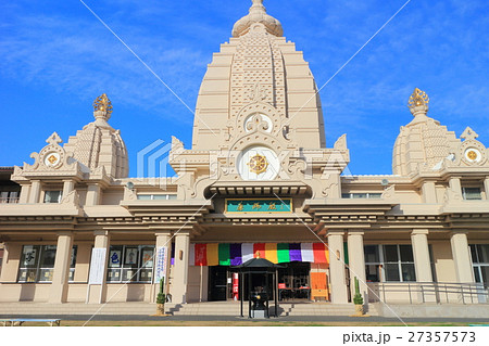 晴天下の川崎大師　薬師殿 27357573