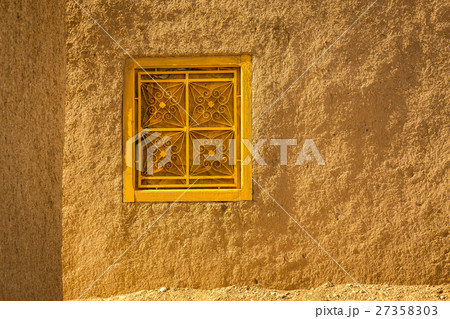 Typical Berber architectural elements in Merzouga Typical Berber architectural elements in Merzouga 27358303