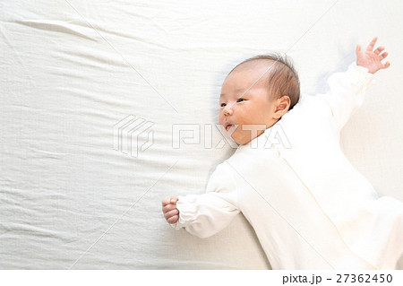新生児（男の子） 27362450