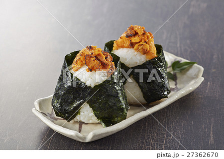 焼きウニのおにぎり 27362670