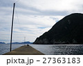 福江島の糸串鼻灯台手前にあ福江島の糸串鼻灯台手前にある小さな波止場る小さな波止場、長崎県五島市、日本 27363183