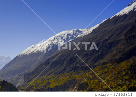 beautiful Landscape of Hunza Valley in Autumn beautiful Landscape of Hunza Valley in Autumn 27363311