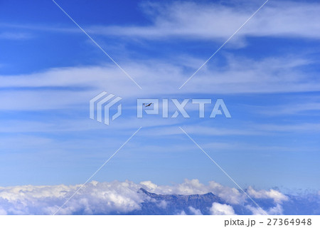 セスナ機の飛行 27364948