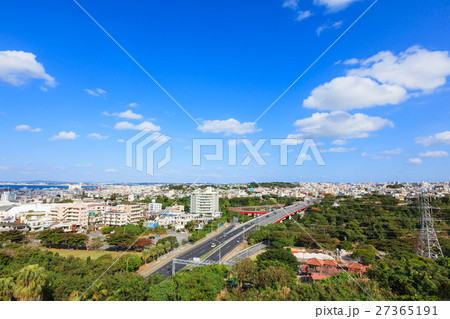 浦添大公園から見える街並みと国道330号 浦添大公園から見える街並みと国道330号 27365191