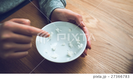 ご飯粒 ご飯粒 27366783