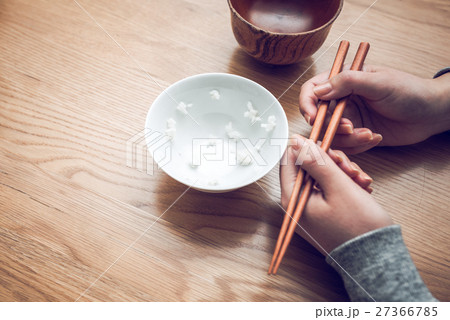 ご飯粒 ご飯粒 27366785