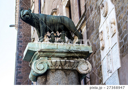 The Capitoline Wolf 27368947