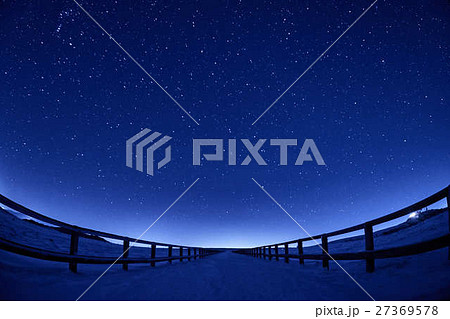牧場と星空 27369578
