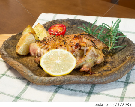 じっくり焼いた若鳥のグリル 27372935