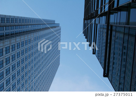 Canary Wharf skyscrapers 27375011