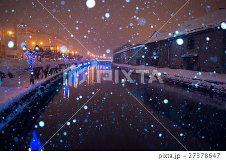 冬の小樽運河 27378647