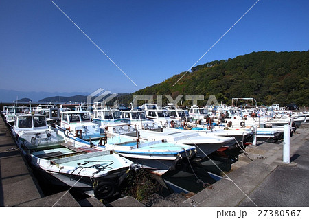 「日本遺産」琵琶湖、沖島・連絡船の沖島通船乗り場「堀切港」（本州側） 27380567