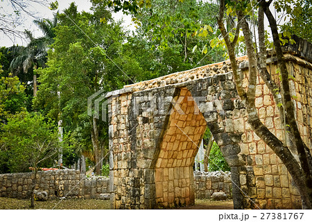 マヤのゲート 27381767