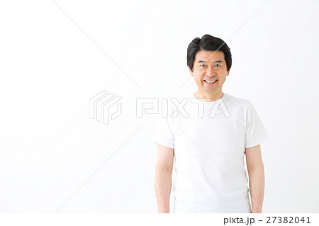 中年男性　ポートレート 27382041