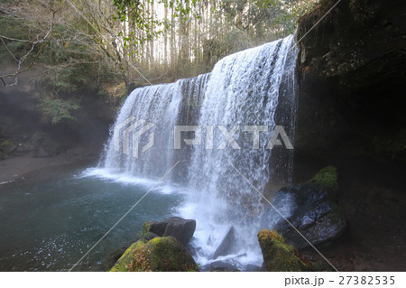 熊本県小国町　鍋ヶ滝 27382535