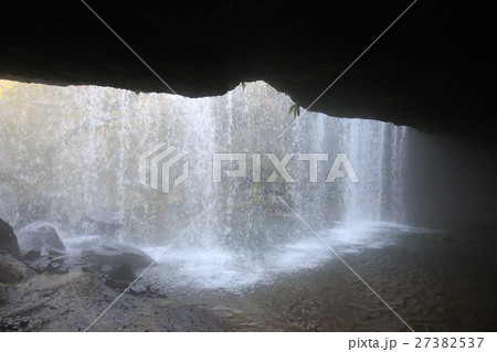 熊本県小国町 鍋ヶ滝 熊本県小国町 鍋ヶ滝 27382537
