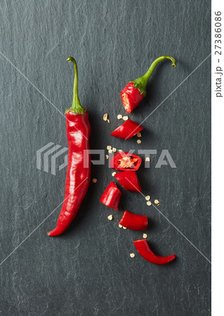 Red chili peppers 27386086