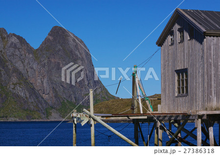Old fishing port 27386318