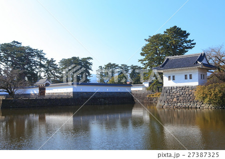 小田原城　ニの丸隅櫓と馬出門 27387325