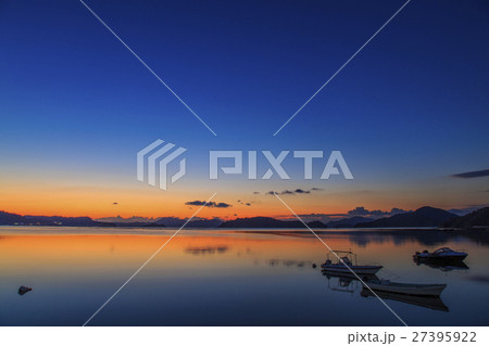 瀬戸内の青い朝 27395922
