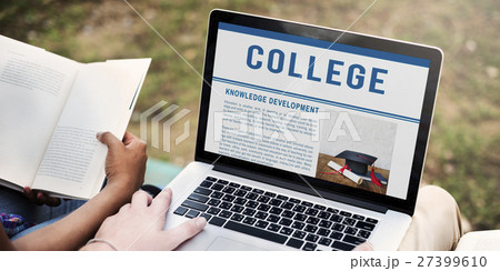 Graduation Hat Diploma Degree Knowledge Concept Graduation Hat Diploma Degree Knowledge Concept 27399610