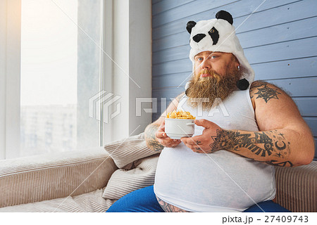 Upset thick guy is on a diet Upset thick guy is on a diet 27409743