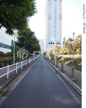 港区港南一丁目 27412447