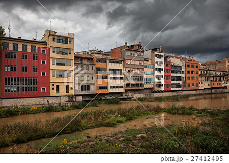 Old Riverside Houses in Girona 27412495