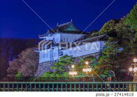 皇居のライトアップ(伏見櫓) 皇居のライトアップ(伏見櫓) 27414619