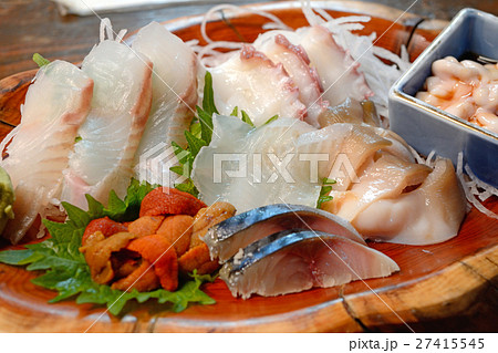 おいしい北海道の刺し身盛り合せ 27415545