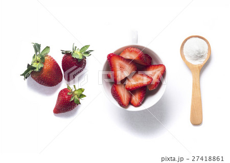 Strawberries and baking soda Strawberries and baking soda 27418861