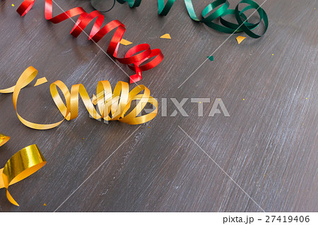 Carnaval decorations on dark wooden background Carnaval decorations on dark wooden background 27419406