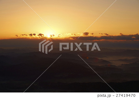 鹿野山　九十九谷展望公園より　朝日 27419470