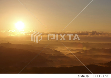 鹿野山　九十九谷展望公園より　朝日 27419478