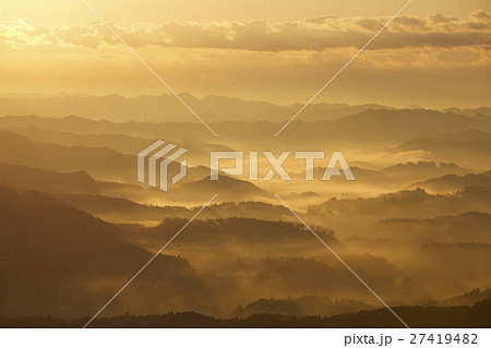 鹿野山　九十九谷展望公園より　朝日 27419482