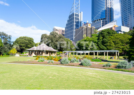 CBD from the Royal Botanical Gardens 27423015
