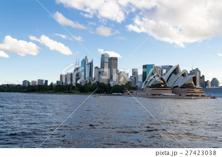 Crusing the Sydney Harbour 27423038