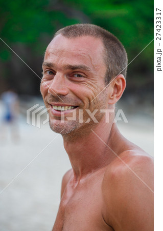 Portrait of beautiful men 27423317