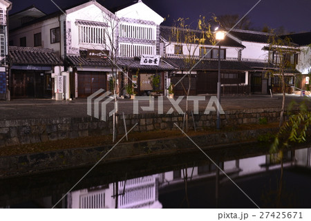 【岡山県】倉敷美観地区の町並み夜景 27425671
