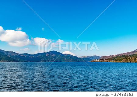 箱根芦ノ湖(神奈川県足柄下郡箱根町) 箱根芦ノ湖(神奈川県足柄下郡箱根町) 27433262