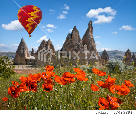 Hot air balloons flying over Cappadocia, Turkey 27435892