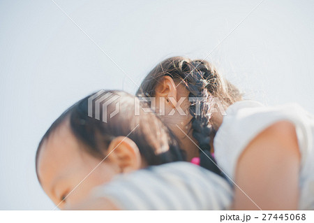 1 year old　&　6 years old 27445068