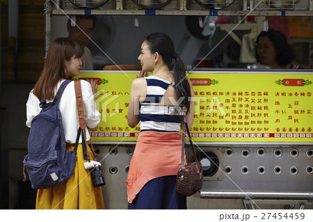 台湾女子旅　グルメ 27454459