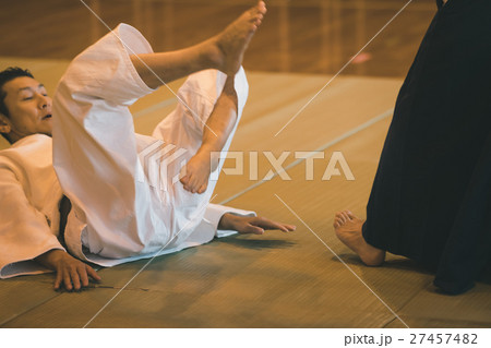 martial artist 27457482