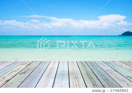 Empty wooden on sea beach emerald Empty wooden on sea beach emerald 27460901